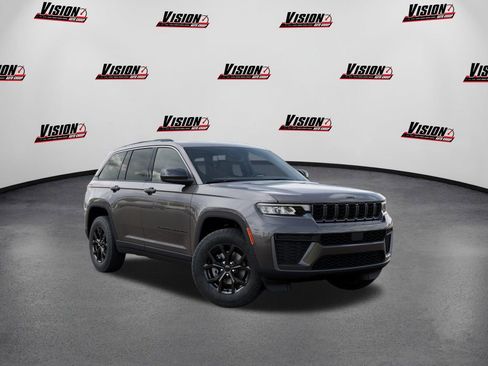 New 2026 Jeep Grand Cherokee Altitude AWD/4WD image 5