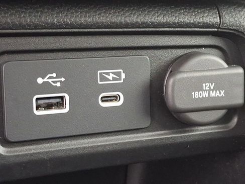 Used 2023 Honda Pilot Elite image 25