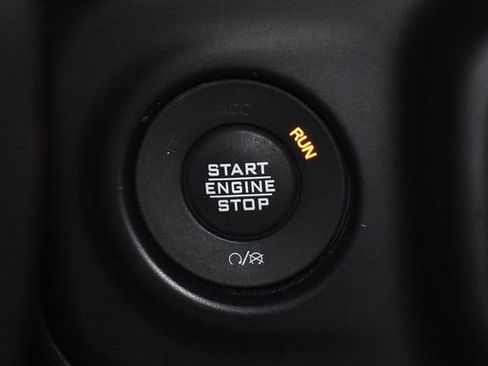 Used 2023 Jeep Wrangler Unlimited Rubicon w/ Xtreme Recon 35" Tire Package image 21