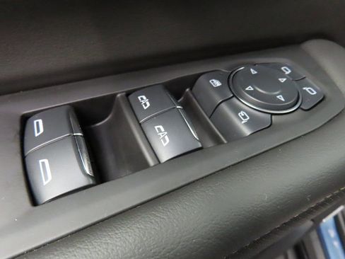 Used 2025 Chevrolet Tahoe High Country image 69