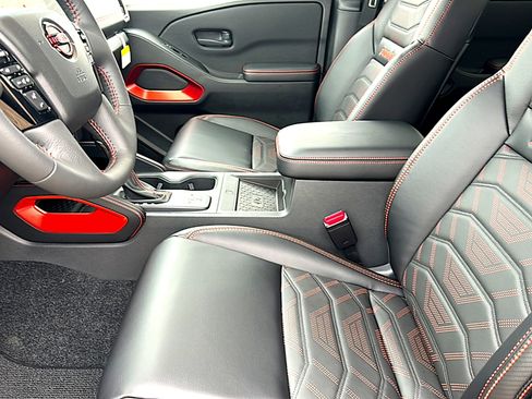 New 2026 Nissan Frontier PRO-4X w/ Pro Premium Package image 10