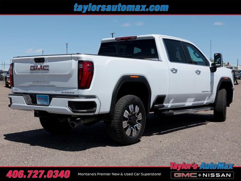 Used 2026 GMC Sierra 2500 Denali w/ Denali Reserve Package AWD/4WD image 4