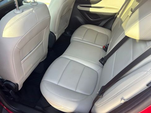 Used 2018 Buick Encore Premium image 13