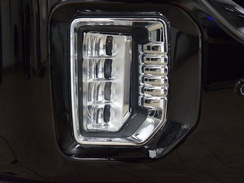 Used 2020 GMC Sierra 2500 Denali w/ Gooseneck/5TH Wheel Package image 12