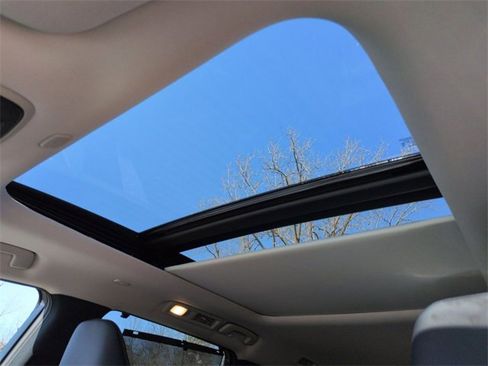 New 2026 INFINITI QX60 Luxe w/ Family Package image 13