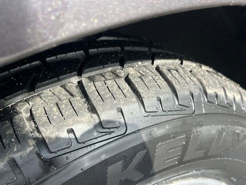 Used 2020 Chrysler Pacifica Limited image 28