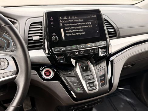Used 2023 Honda Odyssey Touring image 44