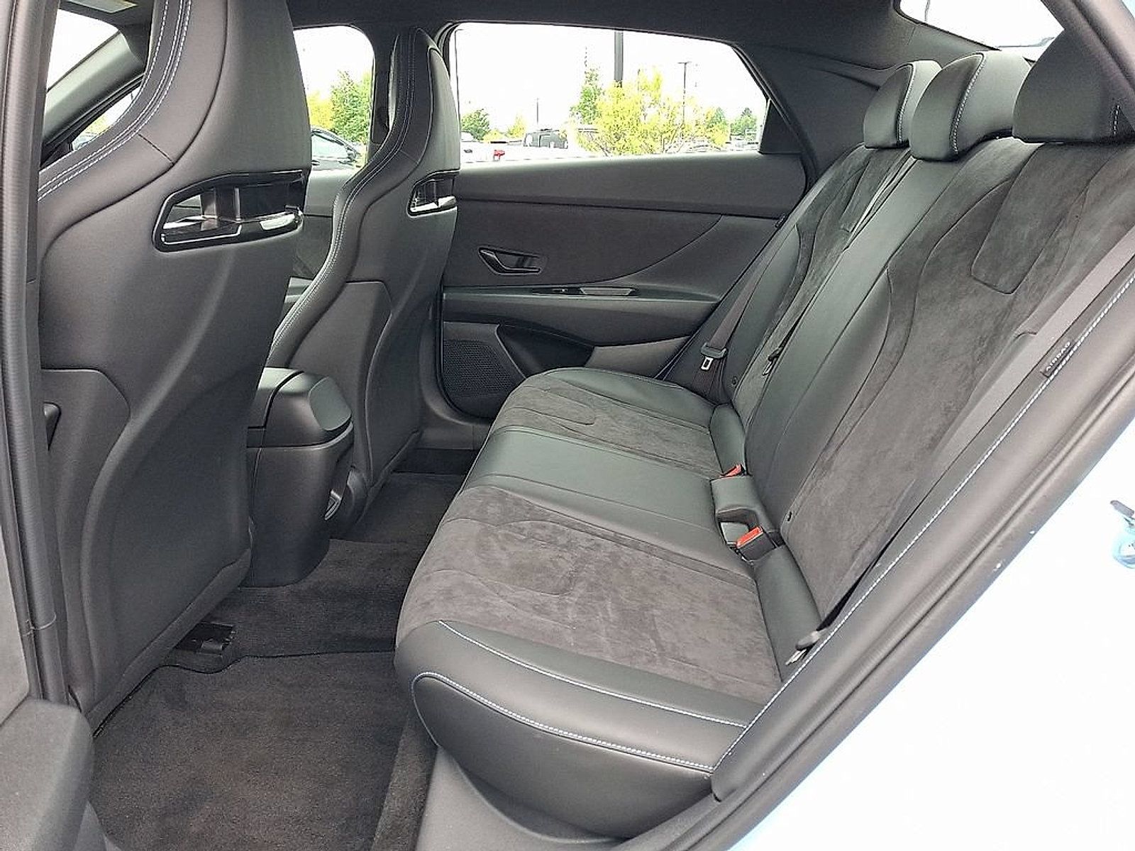 Used 2025 Hyundai Elantra N FWD image 12