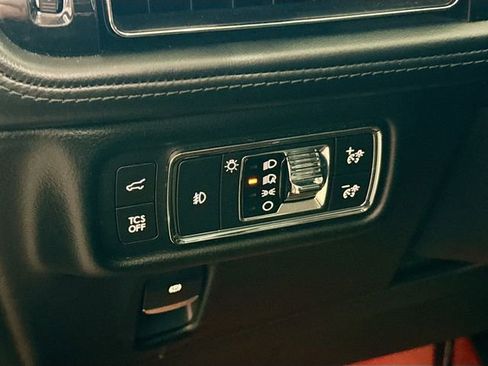 Used 2021 Lincoln Nautilus Reserve w/ Equipment Group 202A image 11