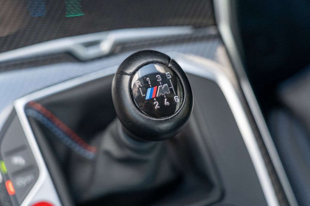 Used 2025 BMW M2 w/ Lighting Package RWD image 26