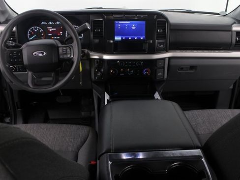 Used 2024 Ford F350 XLT w/ Camper Package image 9