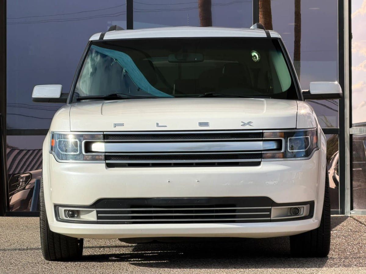 Used 2018 Ford Flex Limited w/ Equipment Group 303A AWD/4WD image 22