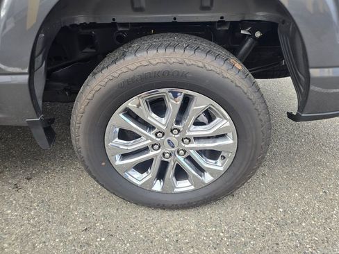 New 2025 Ford F150 Lariat w/ Equipment Group 501A Mid image 9