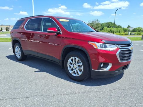 Certified 2020 Chevrolet Traverse LT AWD/4WD image 3