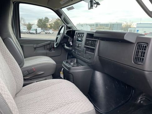 New 2025 Chevrolet Express 3500 w/ Driver Convenience Package image 24