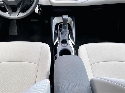 Used 2022 Toyota Corolla LE w/ Carpet Mat Package (TMS) FWD image 16