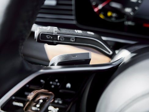 Used 2025 Mercedes-Benz Maybach GLS 600 4MATIC image 67