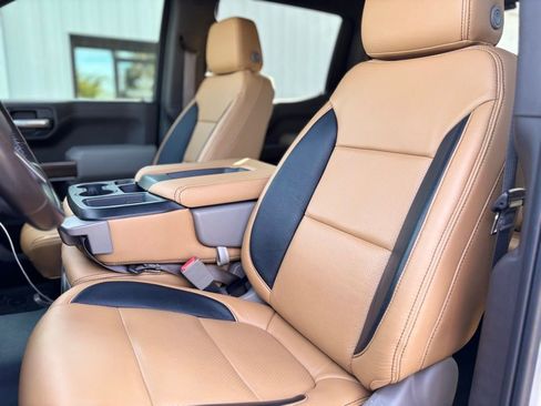 Used 2021 Chevrolet Silverado 1500 LT image 11