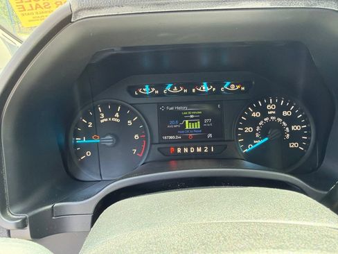 Used 2017 Ford F150 XL w/ Equipment Group 101A Mid RWD image 5