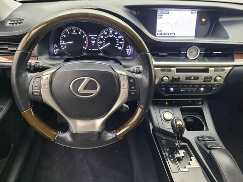Used 2015 Lexus ES 350 w/ Luxury Package image 22