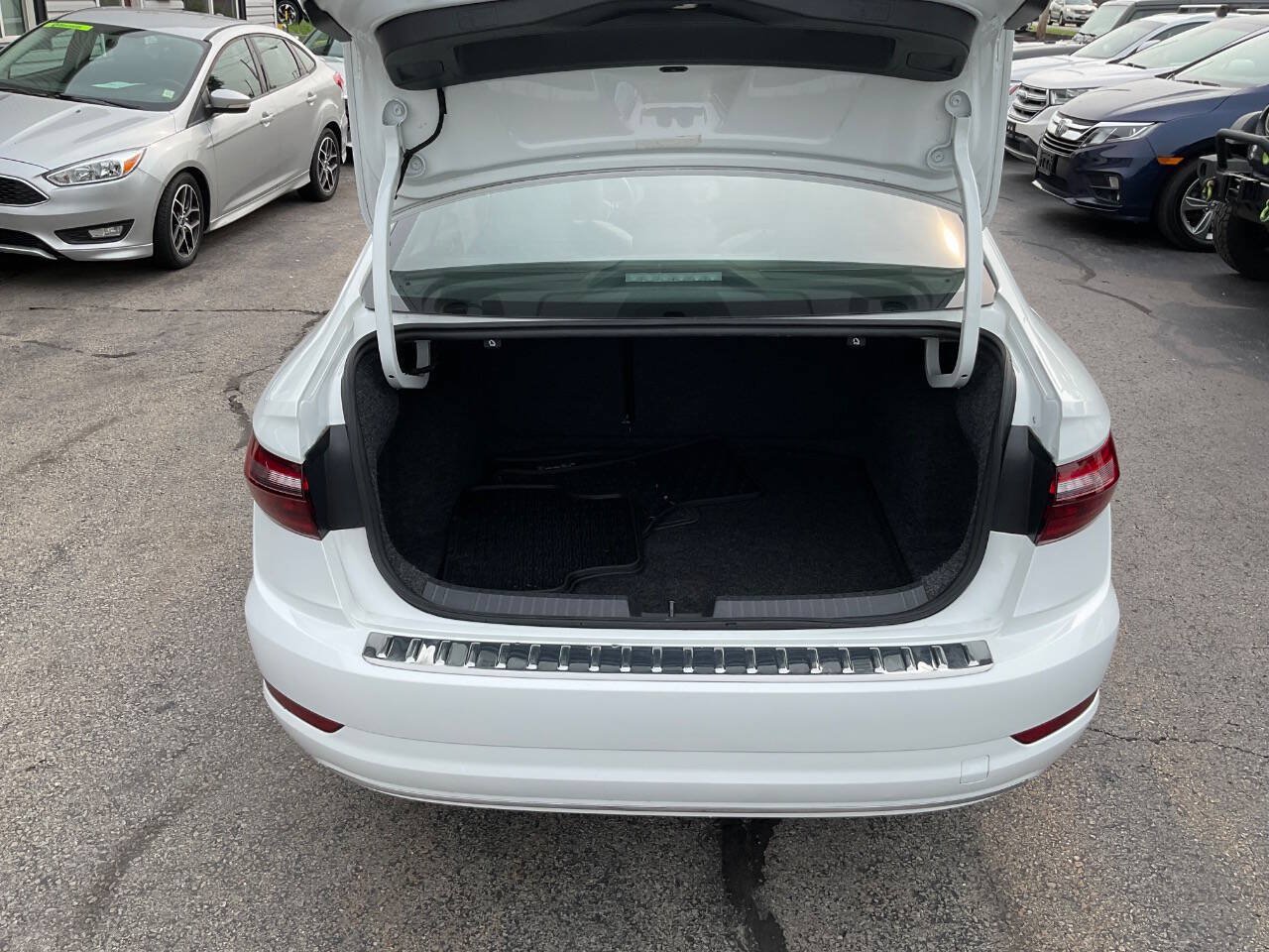 Used 2021 Volkswagen Jetta SEL FWD image 10