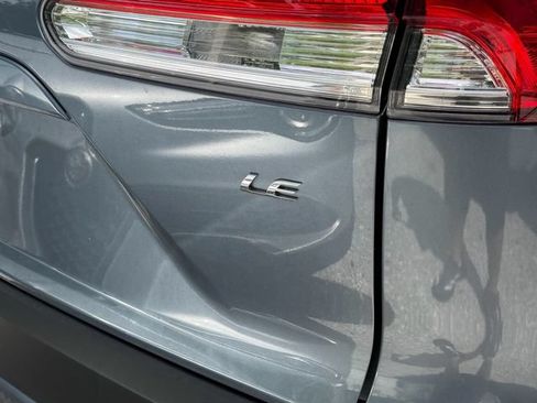 Used 2024 Toyota Corolla Cross LE FWD image 9