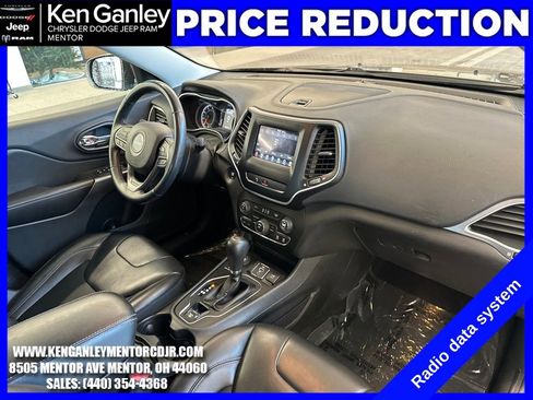Used 2019 Jeep Cherokee Latitude Plus w/ Cold Weather Group image 25