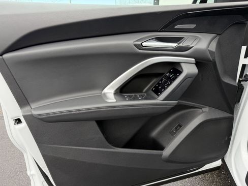 Used 2025 Audi Q5 Premium Plus w/ Premium Plus image 11