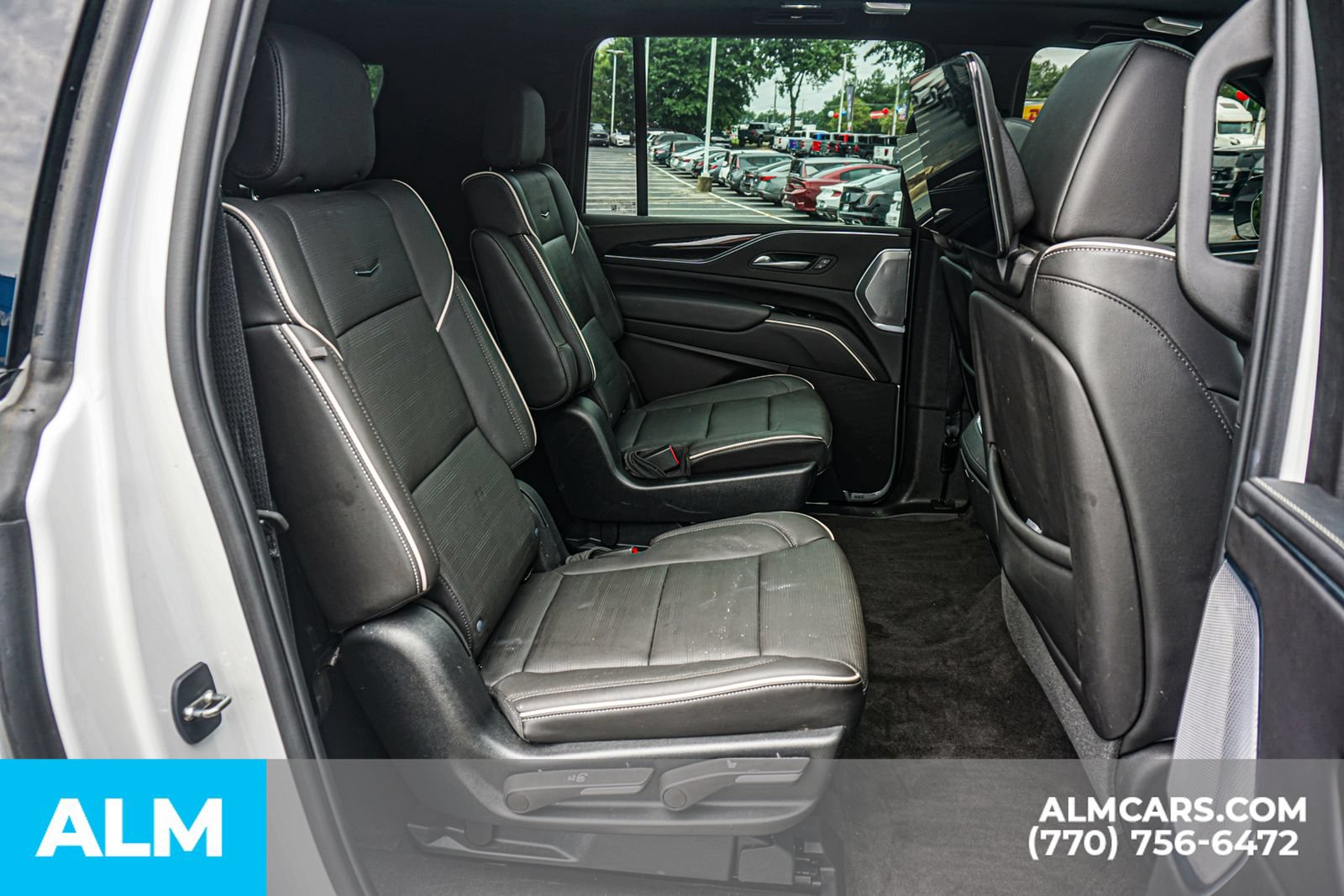 Used 2023 Cadillac Escalade ESV Sport w/ LPO, ONYX Package AWD/4WD image 25