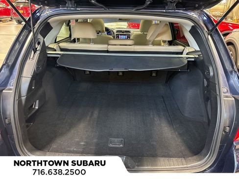 Used 2018 Subaru Outback 2.5i Limited image 13