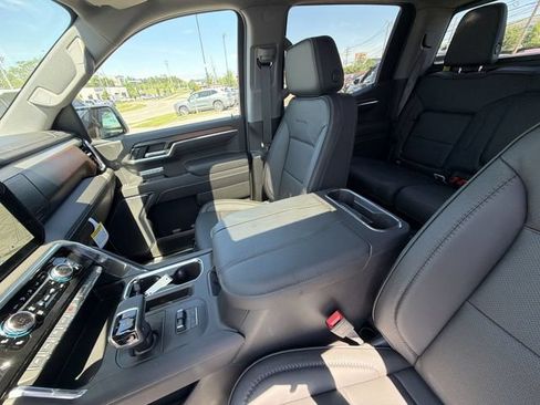 New 2026 GMC Sierra 1500 Denali w/ Denali Reserve Package AWD/4WD image 17