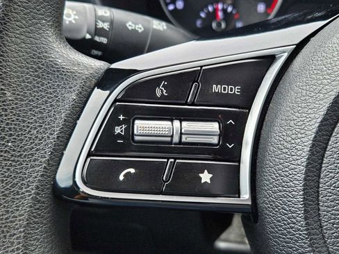 Used 2024 Kia Forte LXS image 17