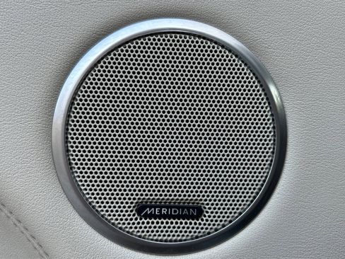 Used 2017 Land Rover Range Rover Long Wheelbase Supercharged image 21