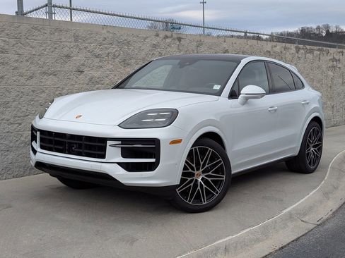 New 2026 Porsche Cayenne Coupe image 1
