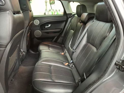 Used 2017 Land Rover Range Rover Evoque SE Premium image 8