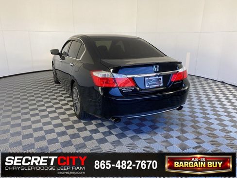 Used 2015 Honda Accord Sport image 5