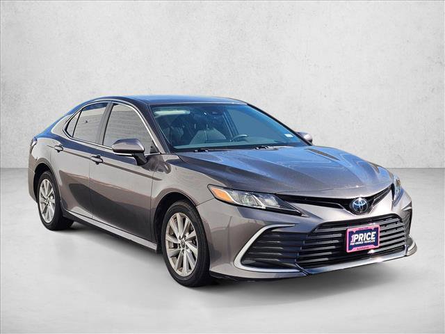 Used 2021 Toyota Camry LE w/ Convenience Package FWD image 3