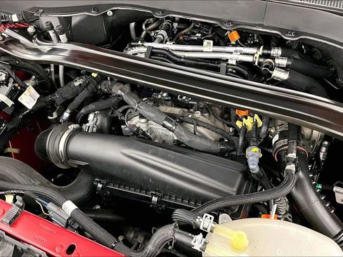 Certified 2025 Ford Explorer ST-Line w/ ST-Line Street Pack image 35