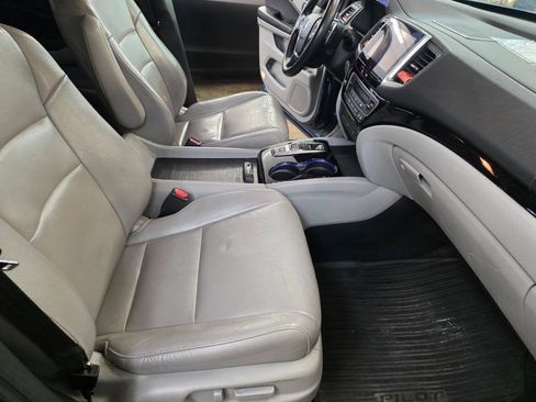 Used 2016 Honda Pilot Touring image 23