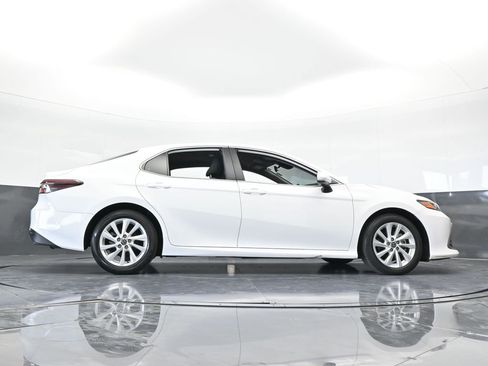 Used 2024 Toyota Camry LE image 60