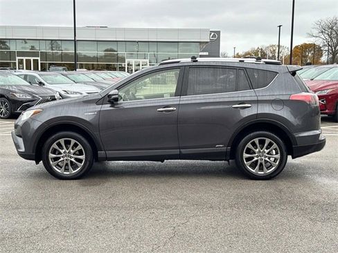 Used 2016 Toyota RAV4 Limited image 8