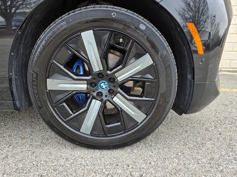 Used 2024 BMW iX M60 image 3