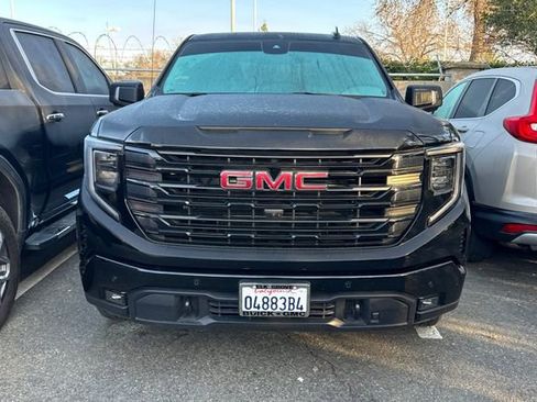 Used 2024 GMC Sierra 1500 Elevation w/ Elevation Premium Package image 5
