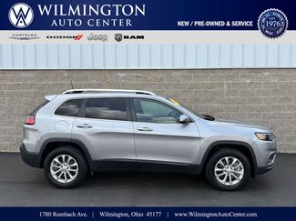 Used 2019 Jeep Cherokee Latitude w/ Cold Weather Group AWD/4WD video 1