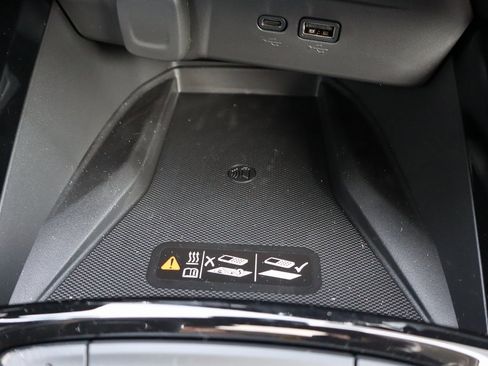 New 2026 Chevrolet Trax ACTIV w/ Sunroof Package image 14