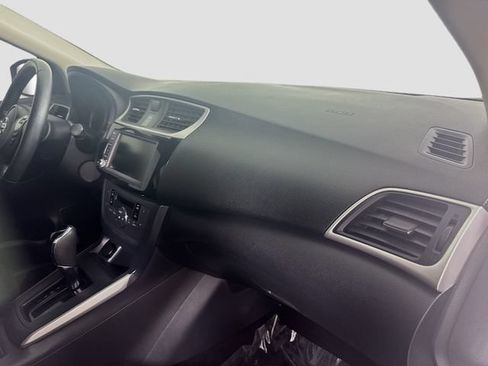 Used 2019 Nissan Sentra SV FWD image 26