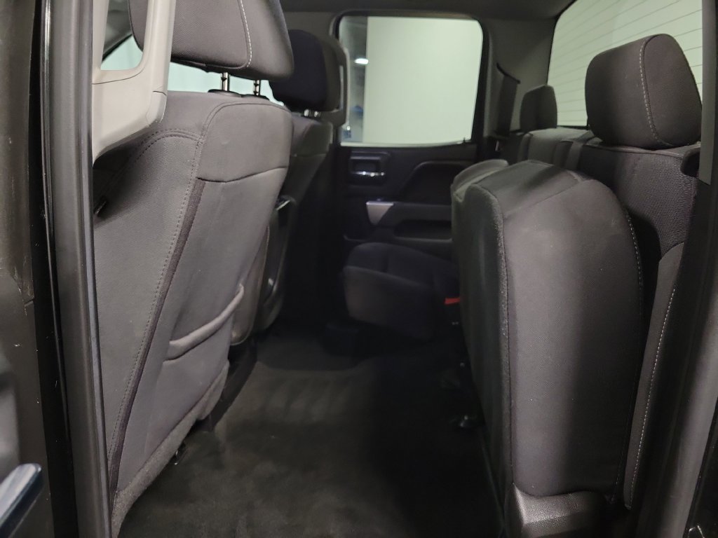 Used 2018 Chevrolet Silverado 1500 LT w/ Midnight Edition AWD/4WD image 28