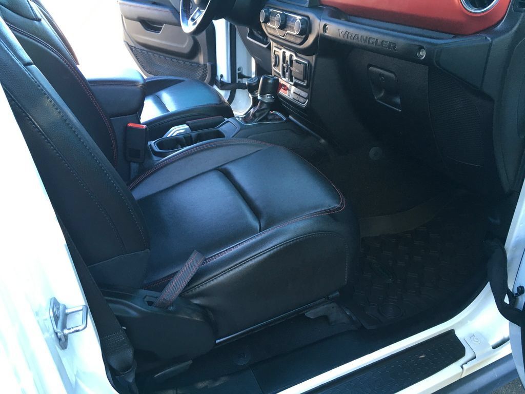 Used 2021 Jeep Wrangler Unlimited Rubicon AWD/4WD image 29