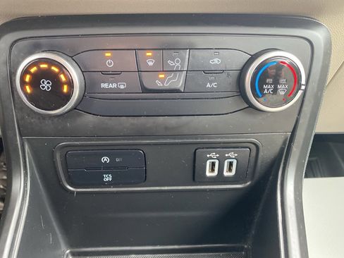 Used 2022 Ford EcoSport S image 31