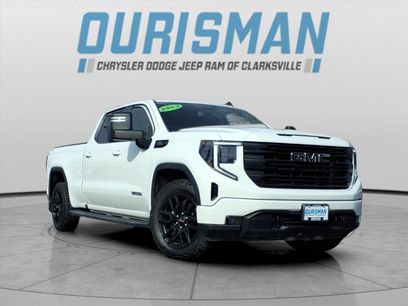 Used 2023 GMC Sierra 1500 Elevation w/ LPO, Elevation Black Package